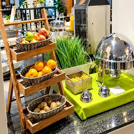 Hotel Sunday Halle Zentrum 3*
